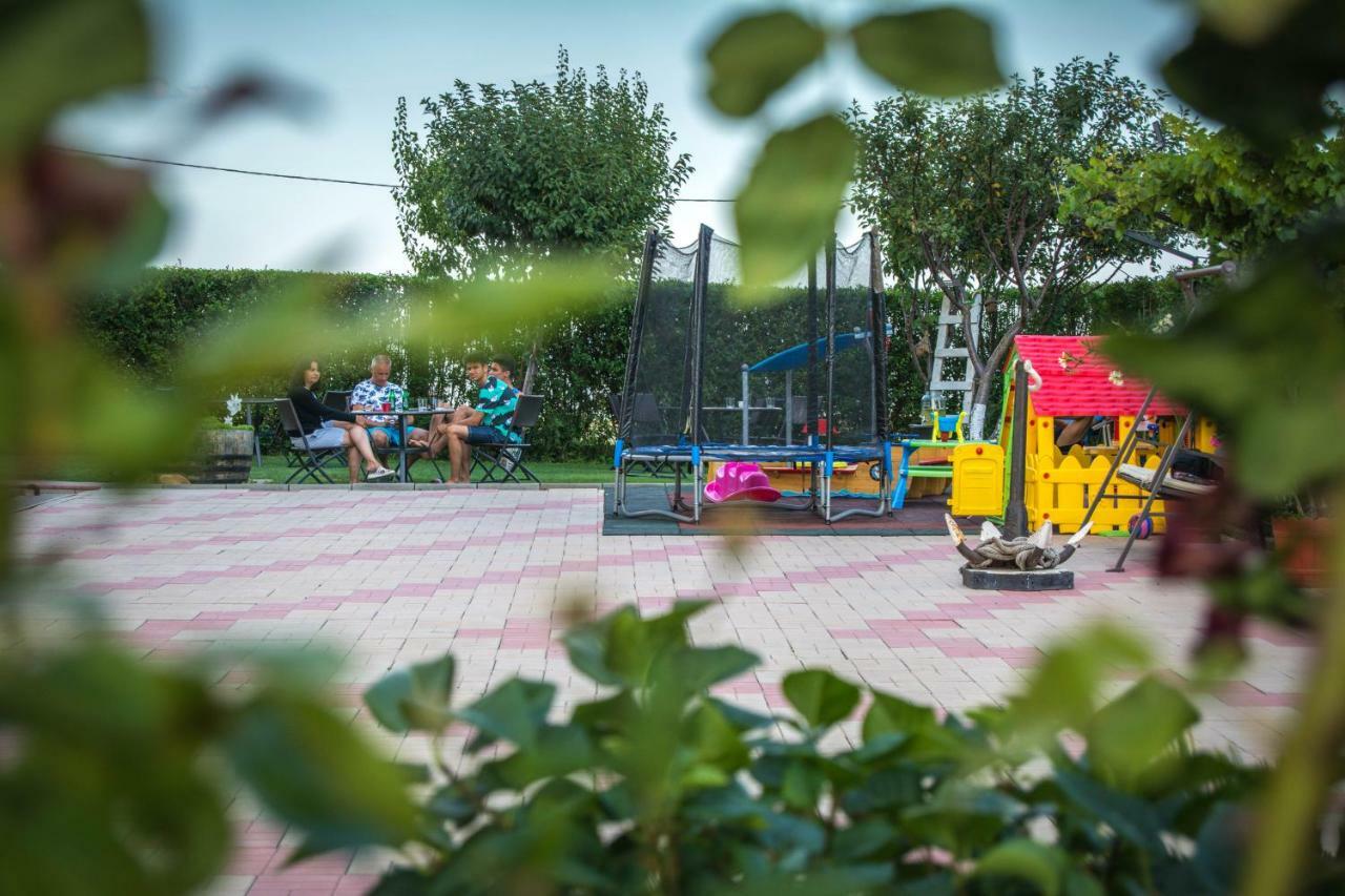 Casa Eden Hotel Costinesti Ngoại thất bức ảnh